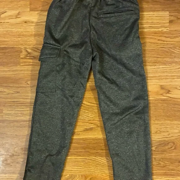 Boy's Jackets And Pants Bundle With SpongeBob And Avengers Set Size 7 And 6/7. - Picture 9 of 11